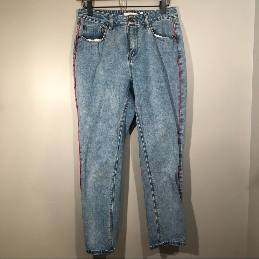 A loves A straight leg blue jeans with red stripe on sides
Sz 27